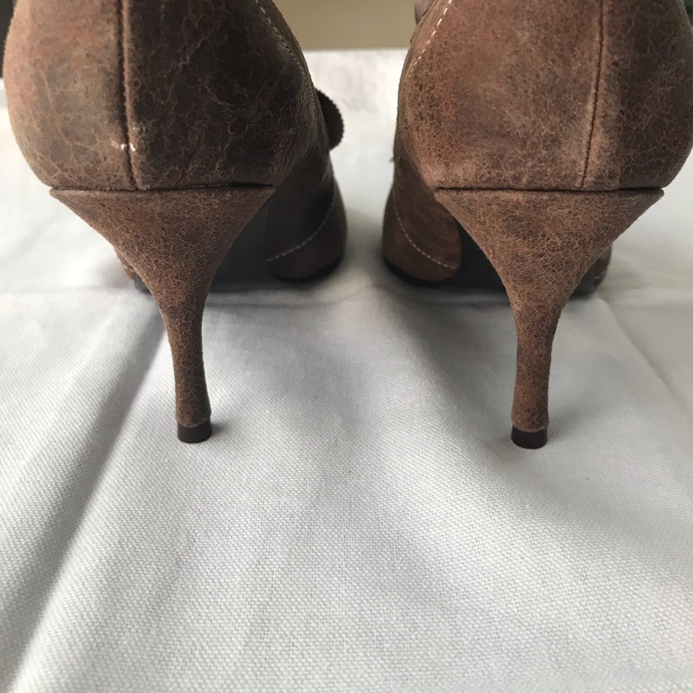 Shoes - Picture 5 of 5